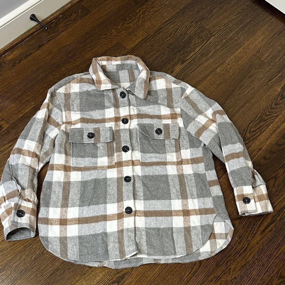 Ladies Plaid Shacket - Size Medium